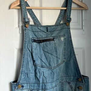 Madewell NWT soft denim overalls Medium
